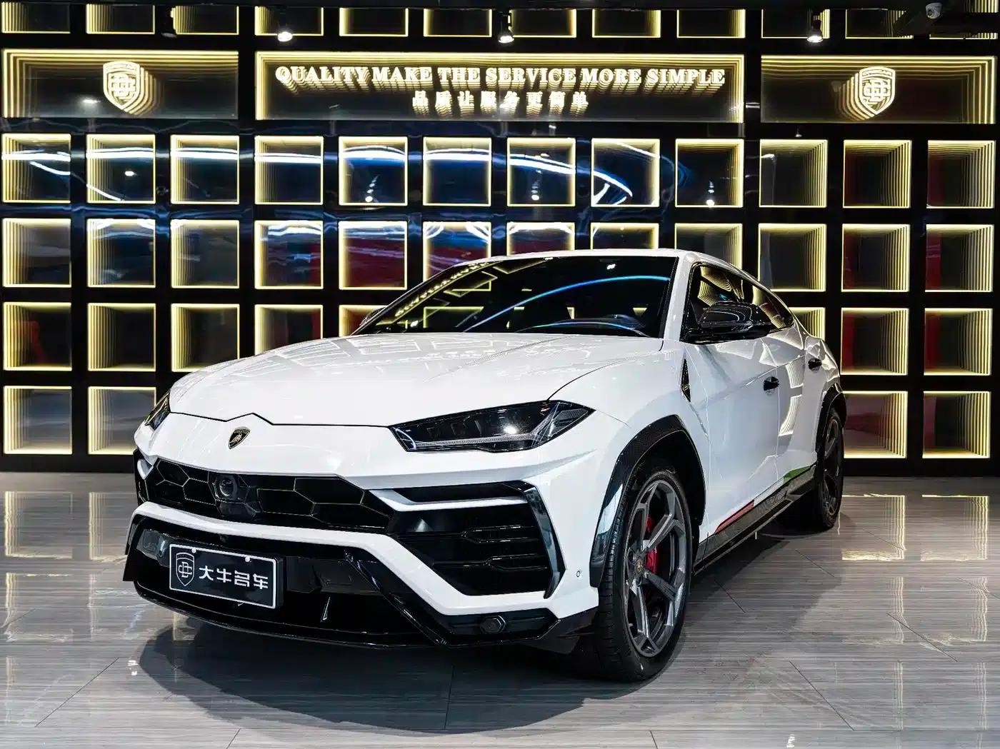2018 Urus 4.0T V8 — миниатюра 3