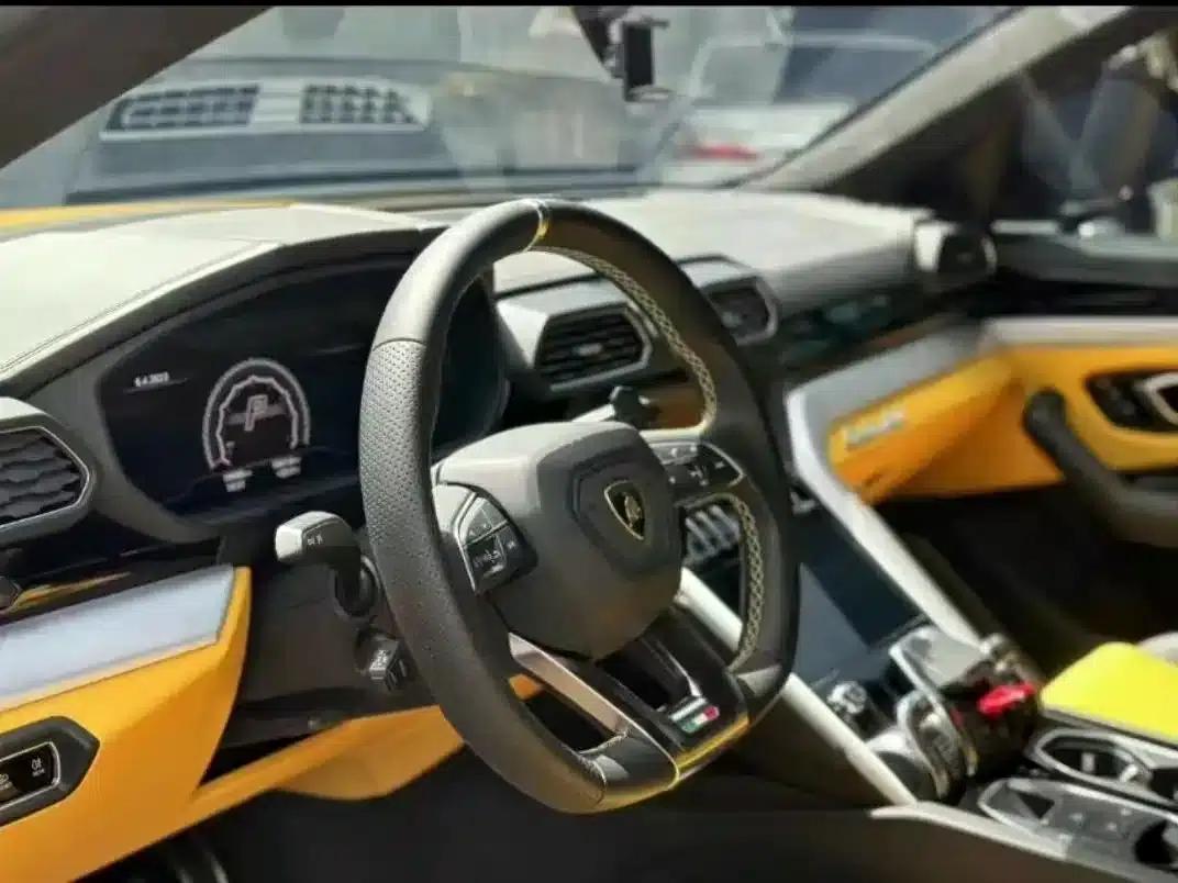 2018 Urus 4.0T V8 — миниатюра 4