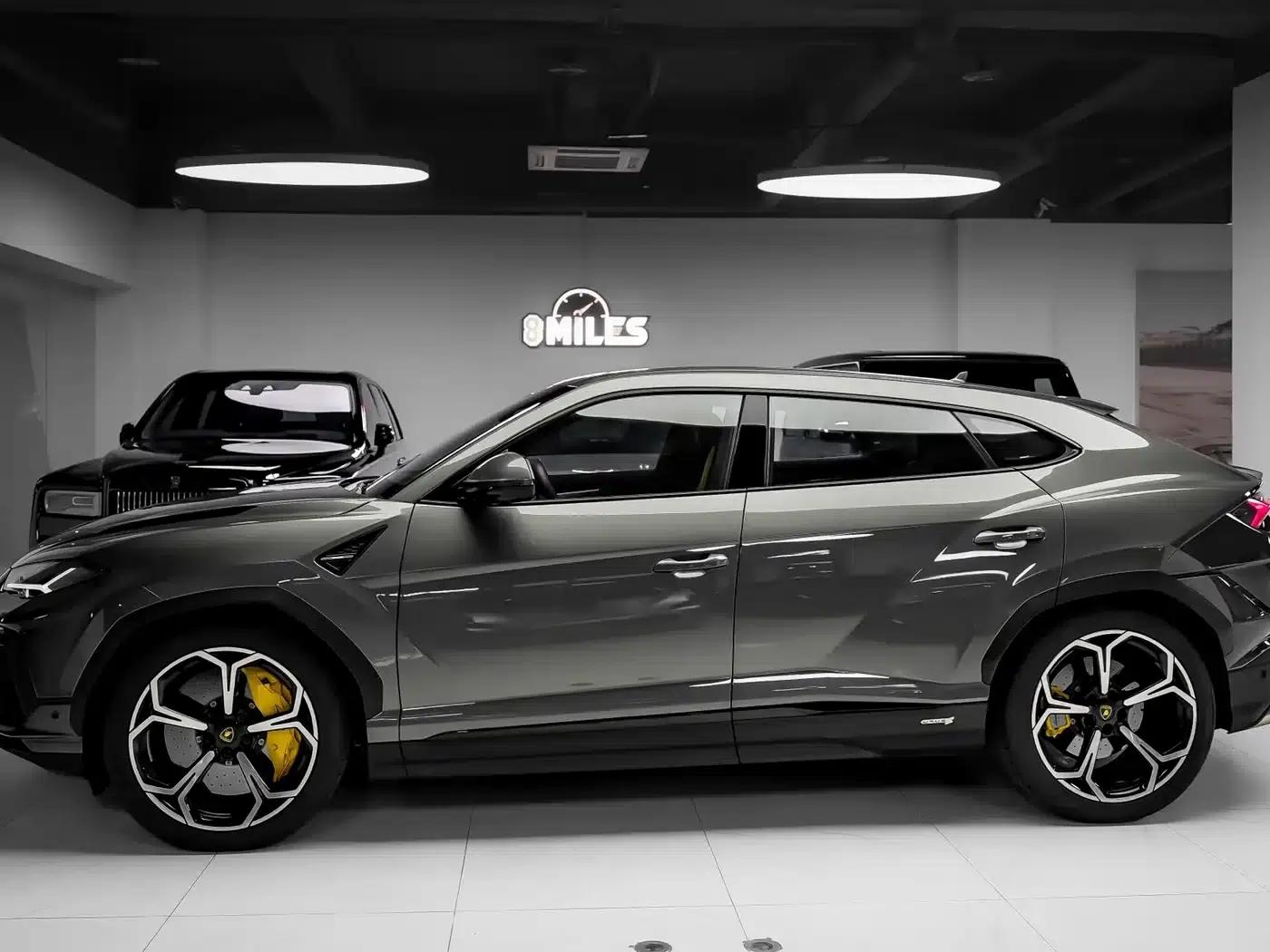 2023 Urus 4.0T V8 S — миниатюра 6