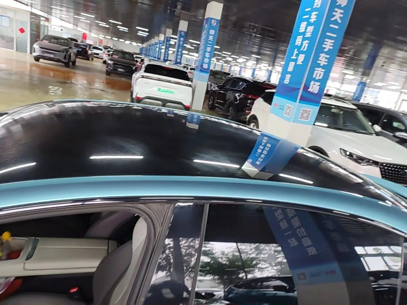 Deepal L07 2024 530 Max Qiankun Intelligent Driving ADS SE Pure Electric Version — миниатюра 11