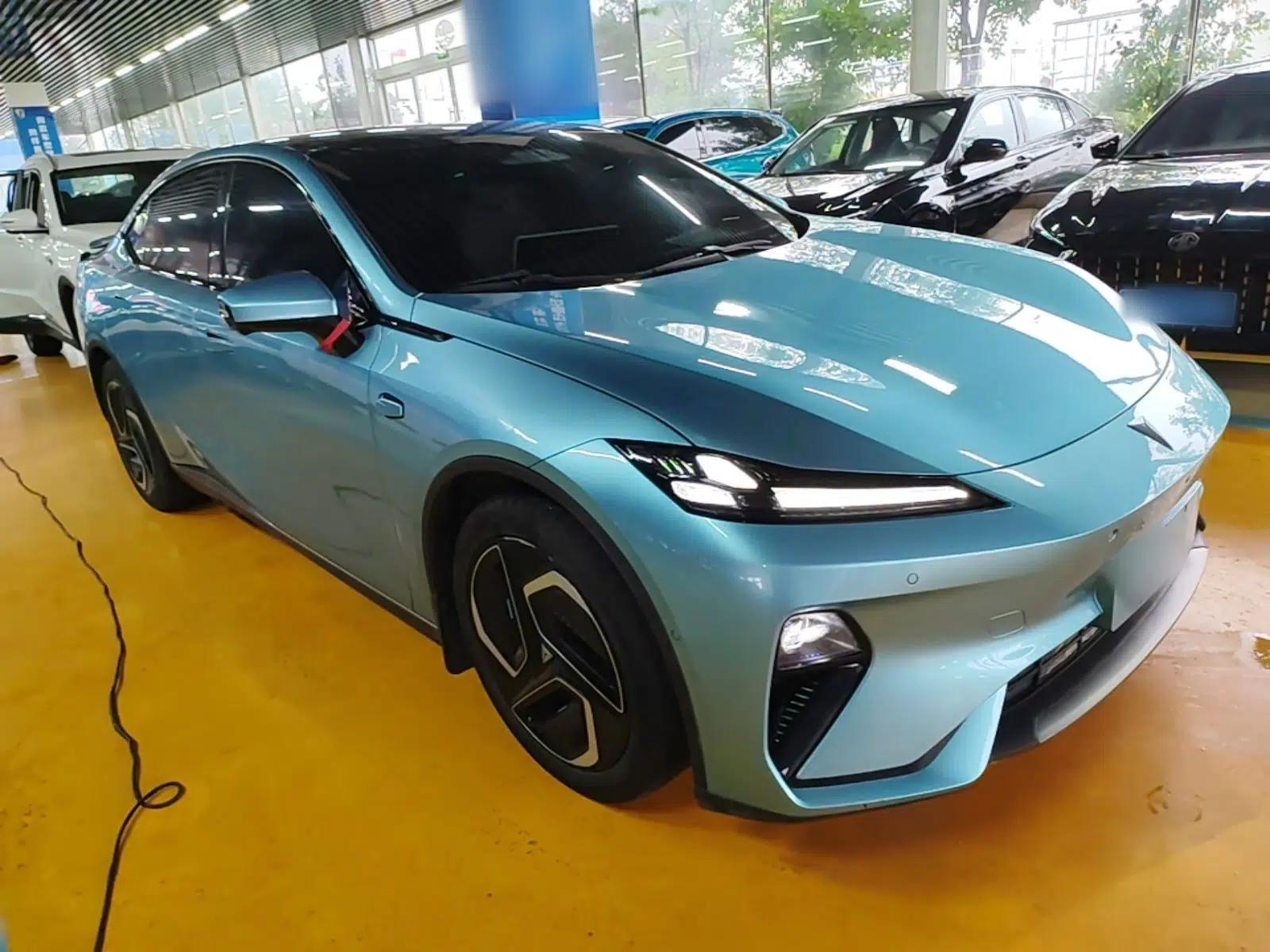 Deepal L07 2024 530 Max Qiankun Intelligent Driving ADS SE Pure Electric Version — миниатюра 3