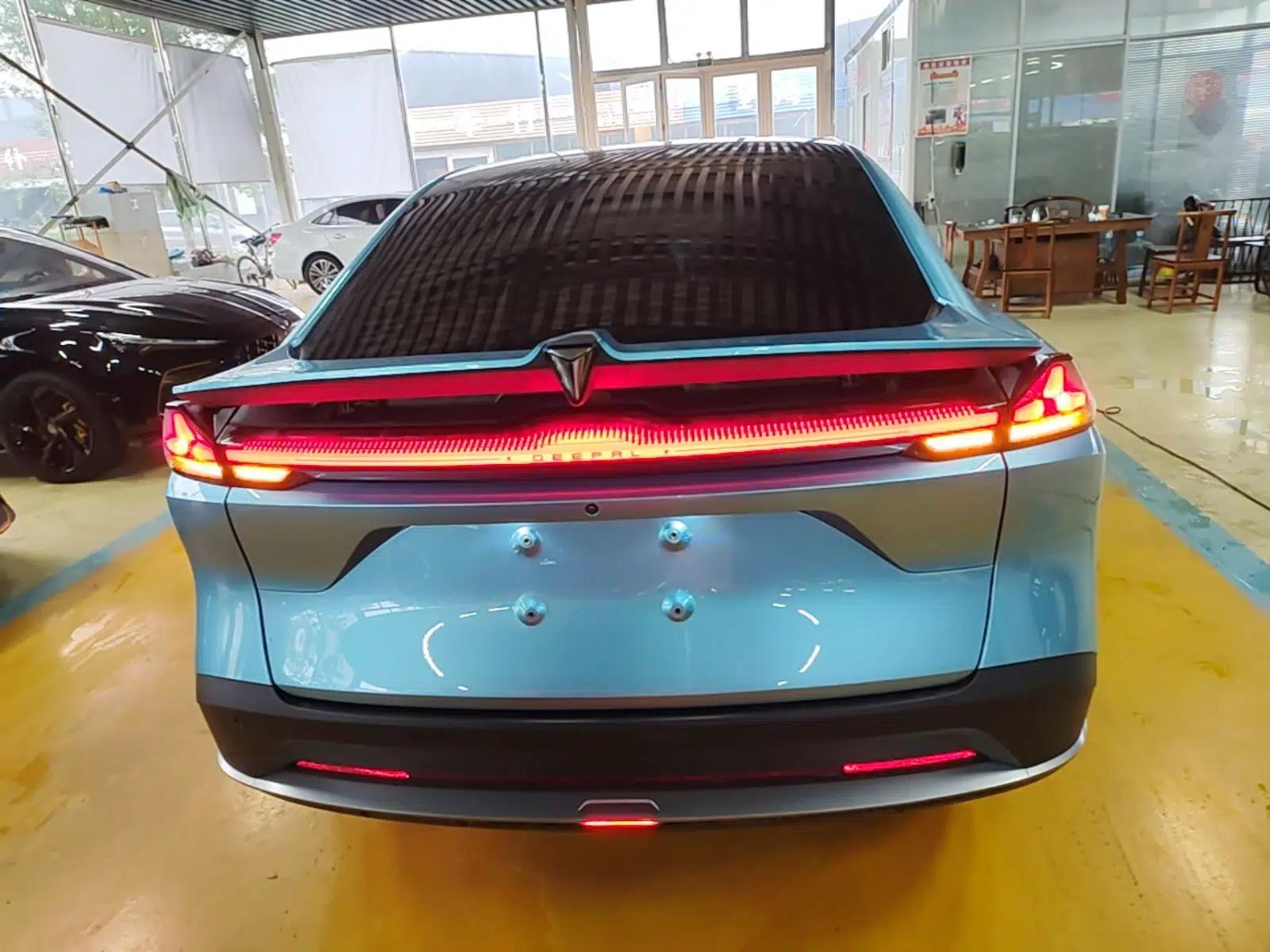 Deepal L07 2024 530 Max Qiankun Intelligent Driving ADS SE Pure Electric Version — миниатюра 5