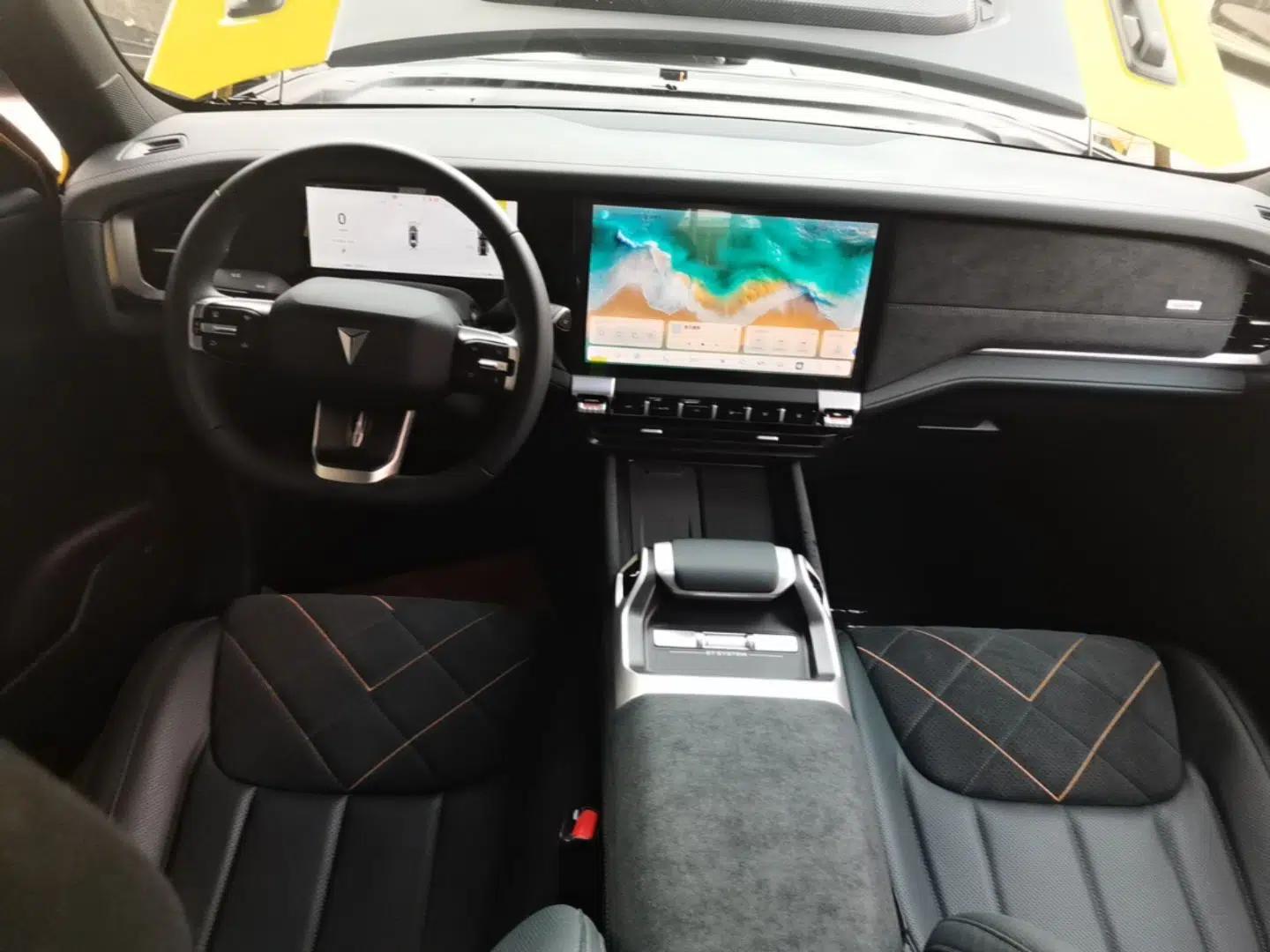 Deepal G318 2025 Worry-Free Adventure Edition Four-Wheel Drive Secret Realm Version — миниатюра 13