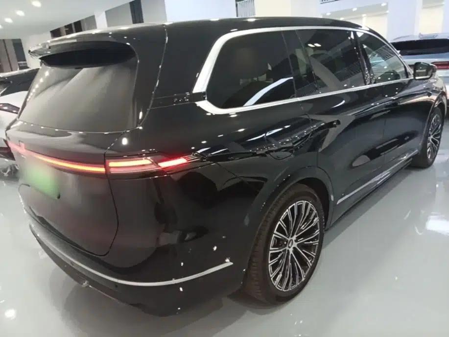 Deepal S09 2025 Four-Wheel Drive Ultra+ Custom Edition — миниатюра 6