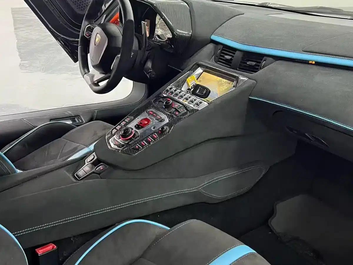 2011 Aventador LP 700-4 — миниатюра 3