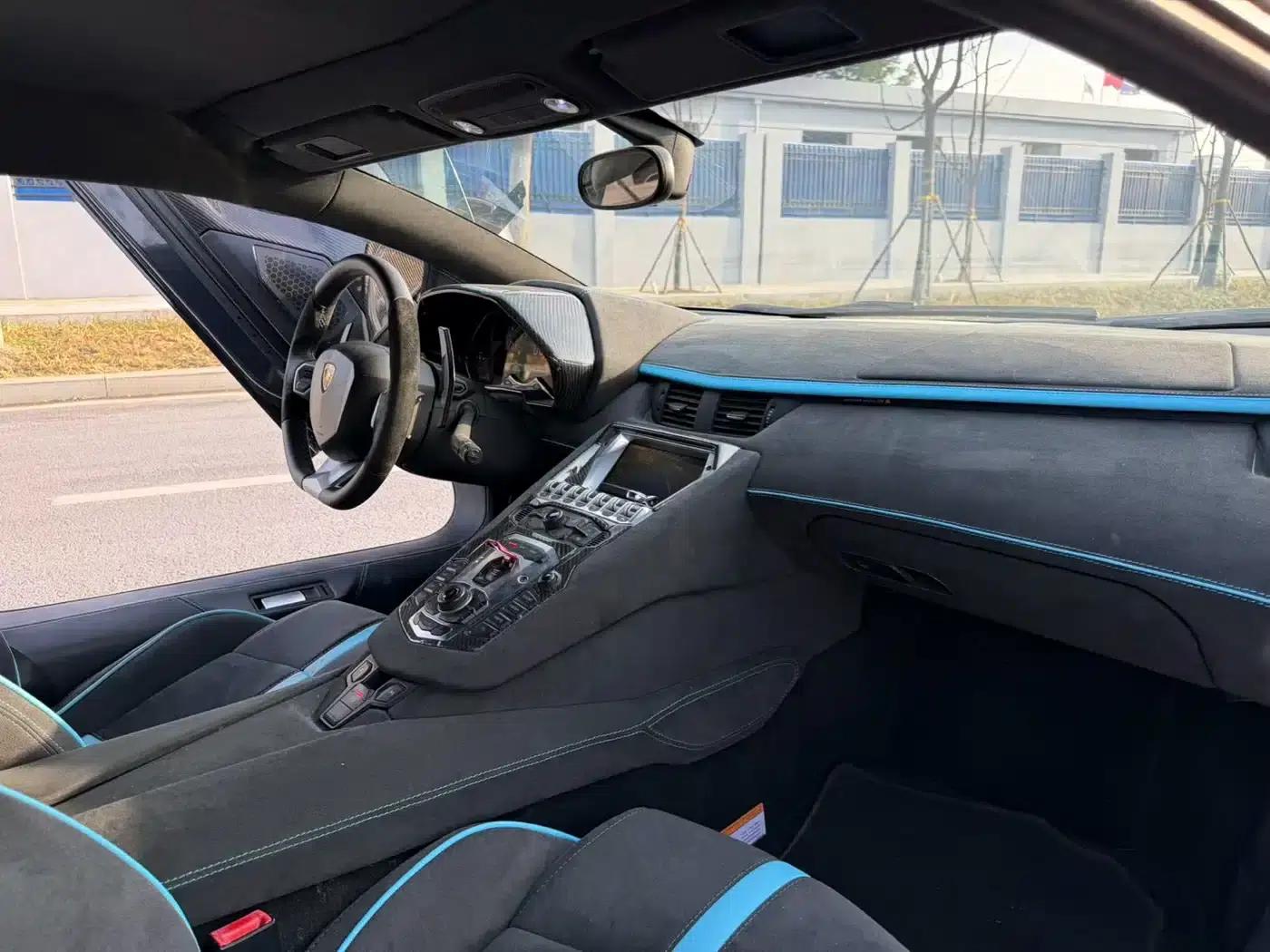 2011 Aventador LP 700-4 — миниатюра 5