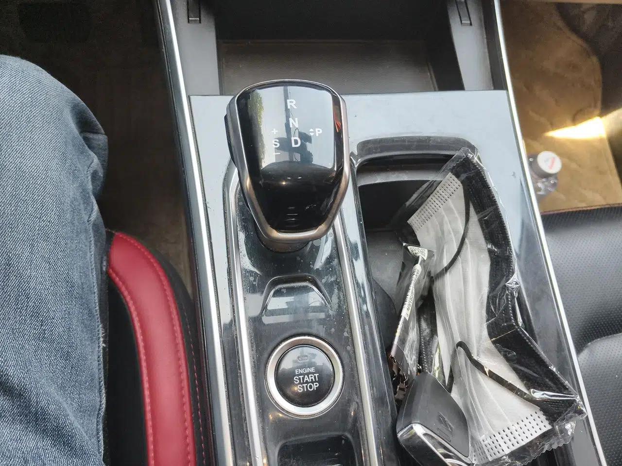 SOL X8 2021 300T DCT Leading Smart Connectivity Version 7 Seats — миниатюра 15