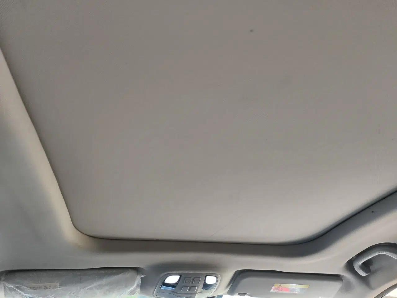 SOL X8 2021 300T DCT Leading Smart Connectivity Version 7 Seats — миниатюра 19
