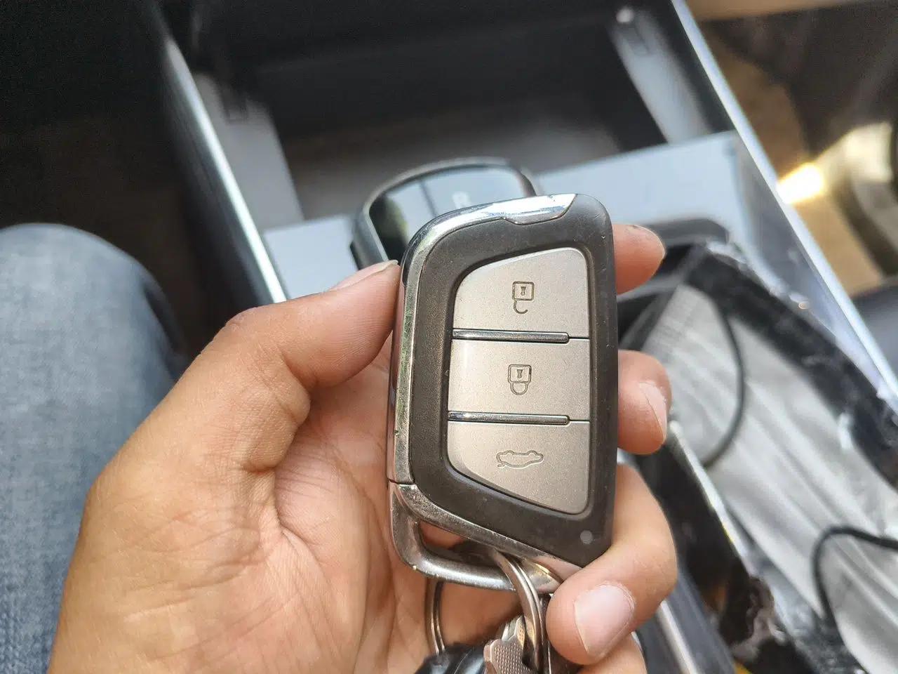 SOL X8 2021 300T DCT Leading Smart Connectivity Version 7 Seats — миниатюра 9