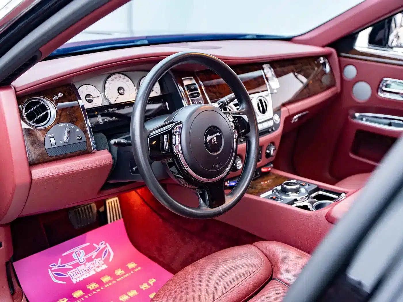 2018 Ghost 6.6T Long Wheelbase — миниатюра 4