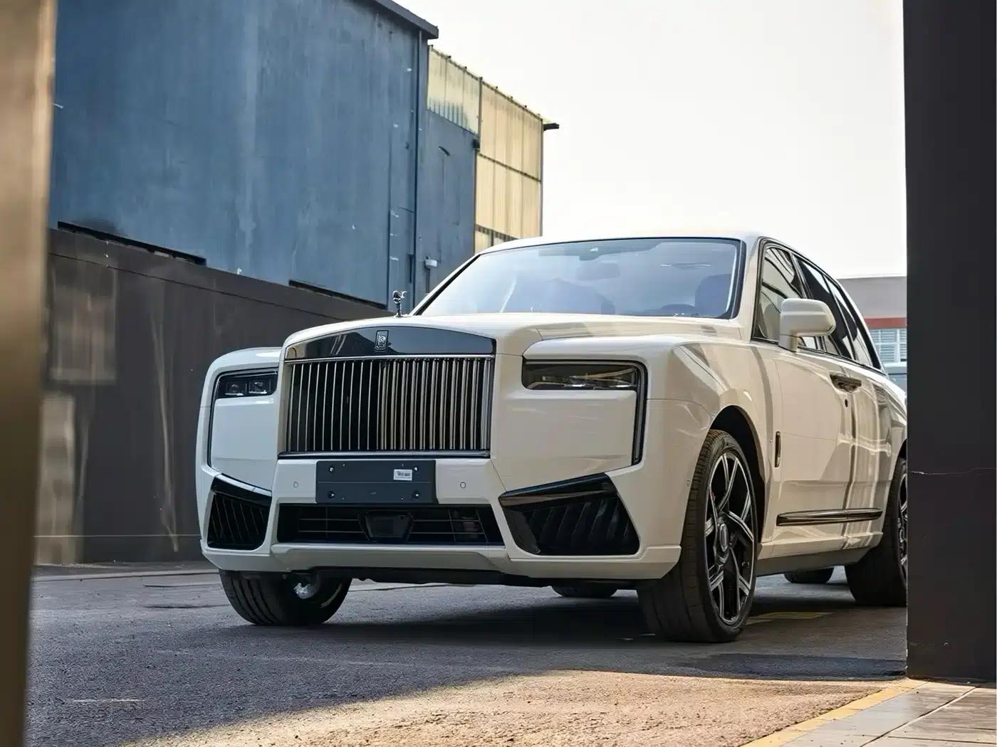 2024 Cullinan Black Badge — миниатюра 15