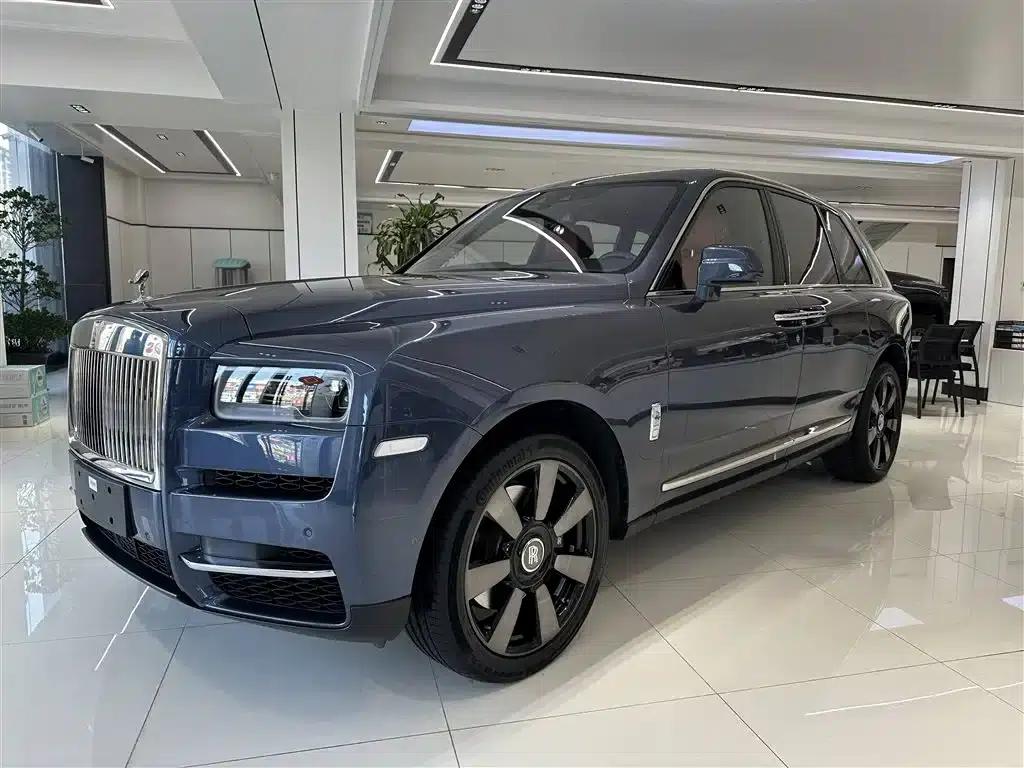 2018 Cullinan, four-seater version — миниатюра 1