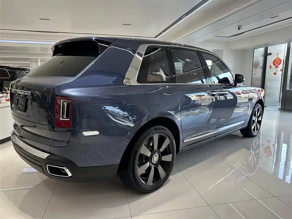 2018 Cullinan, four-seater version — миниатюра 22