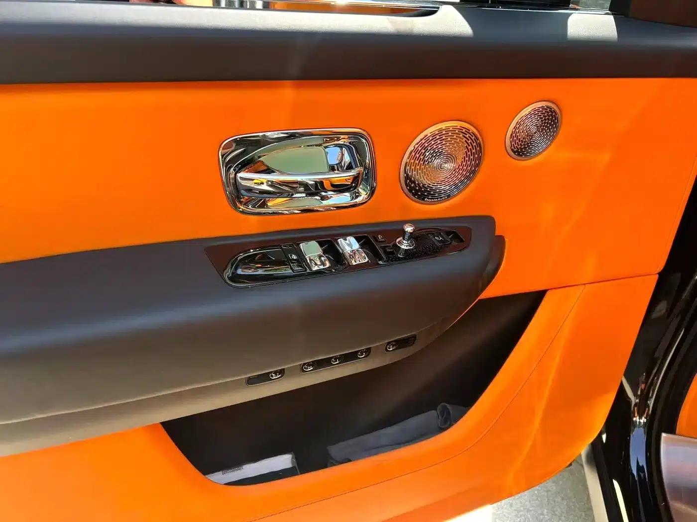 2018 Cullinan, four-seater version — миниатюра 9