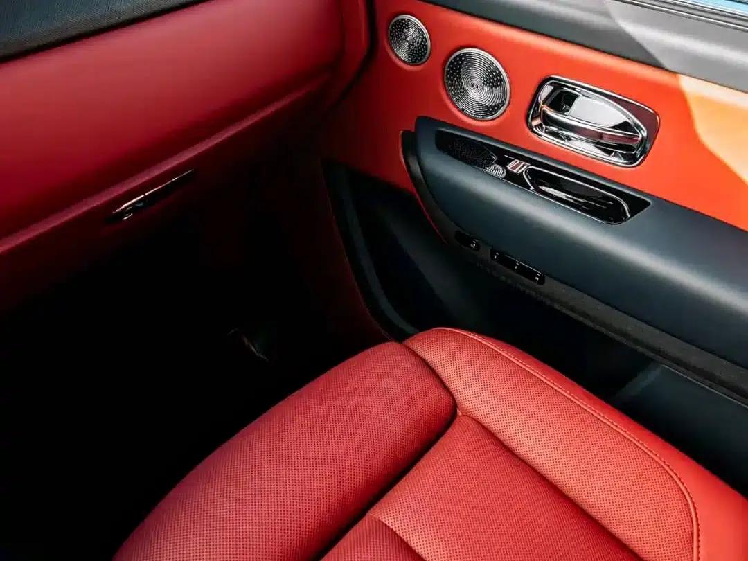 2018 Cullinan, four-seater version — миниатюра 2