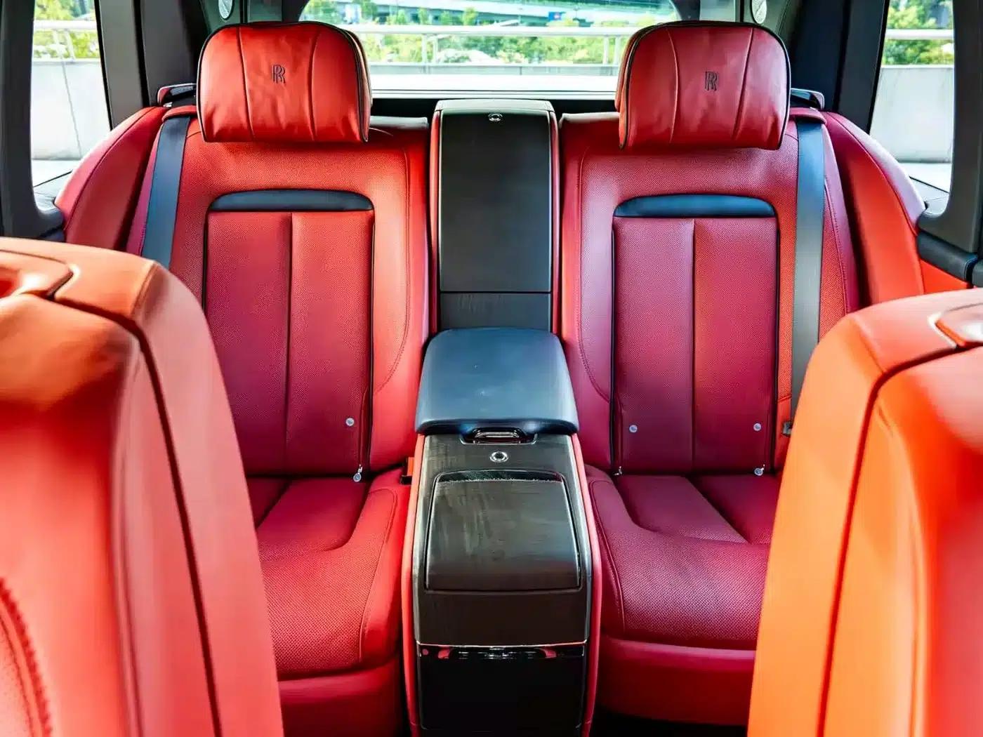 2018 Cullinan, four-seater version — миниатюра 6