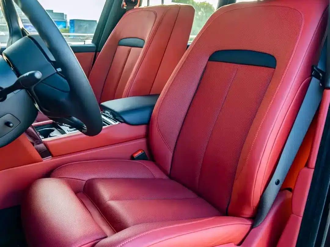 2018 Cullinan, four-seater version — миниатюра 7