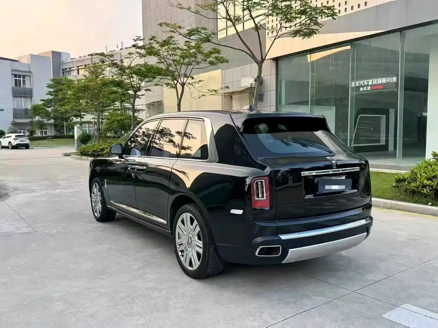 2018 Cullinan, four-seater version — миниатюра 9