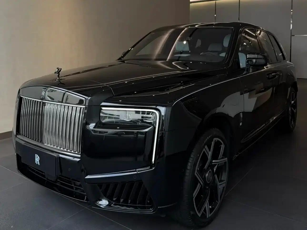 2024 Cullinan Black Badge — миниатюра 11