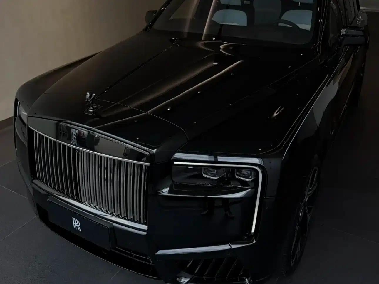 2024 Cullinan Black Badge — миниатюра 12