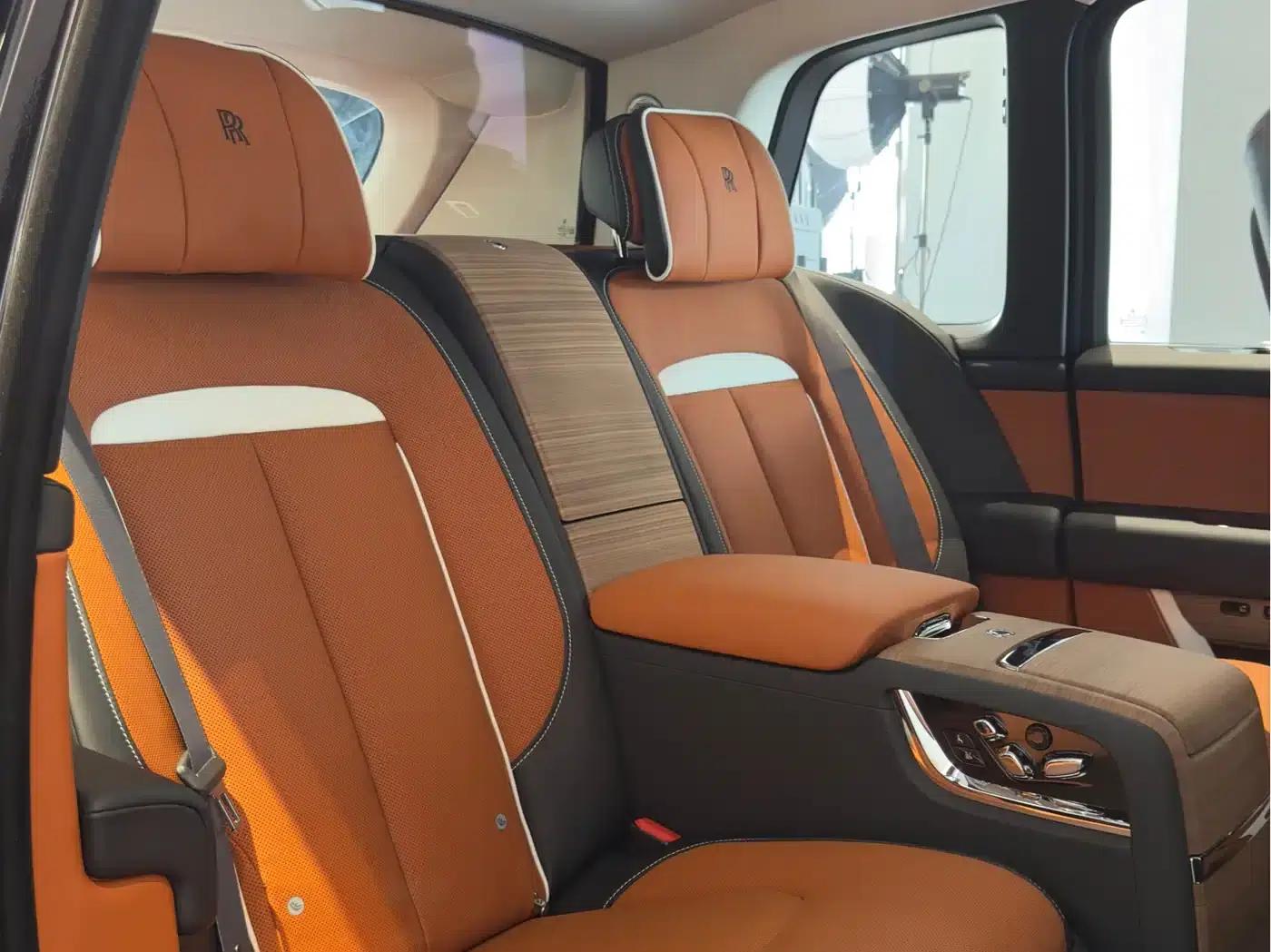 2024 Cullinan, four-seater version — миниатюра 11