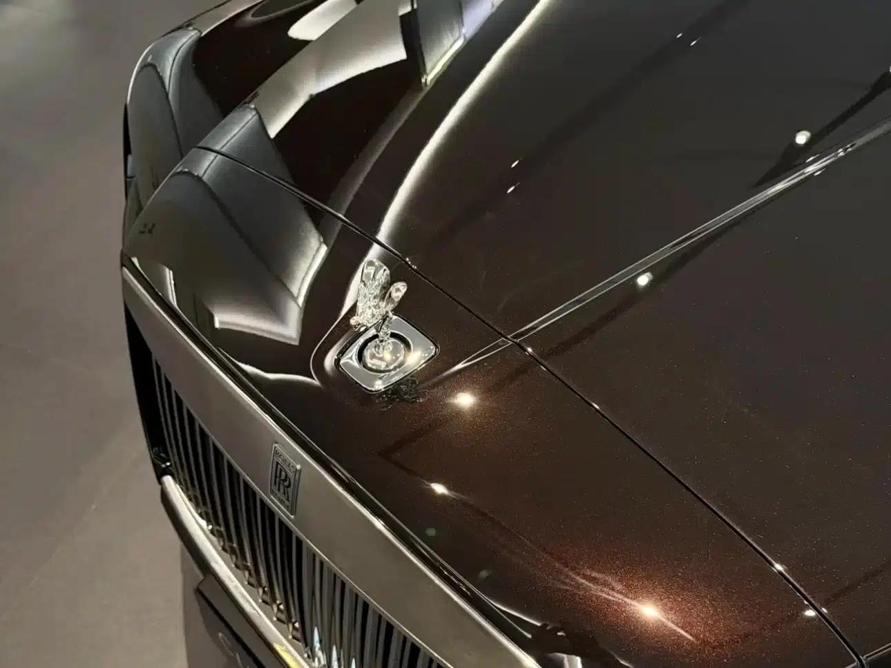 2024 Cullinan, four-seater version — миниатюра 17