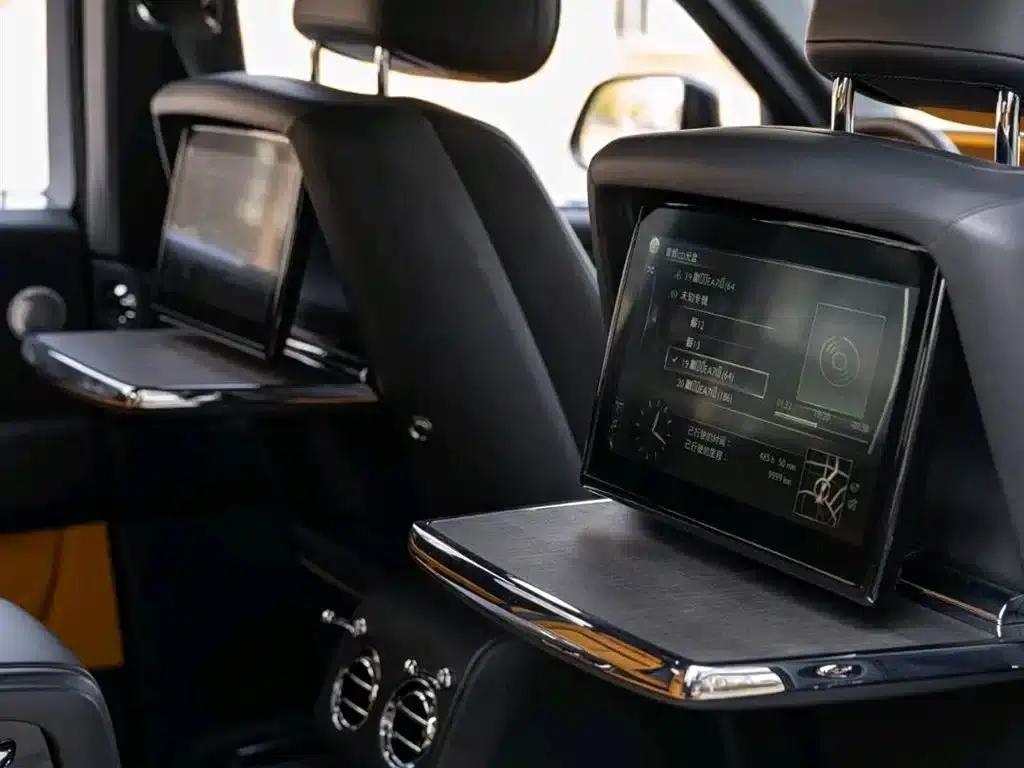 2018 Cullinan, four-seater version — миниатюра 8