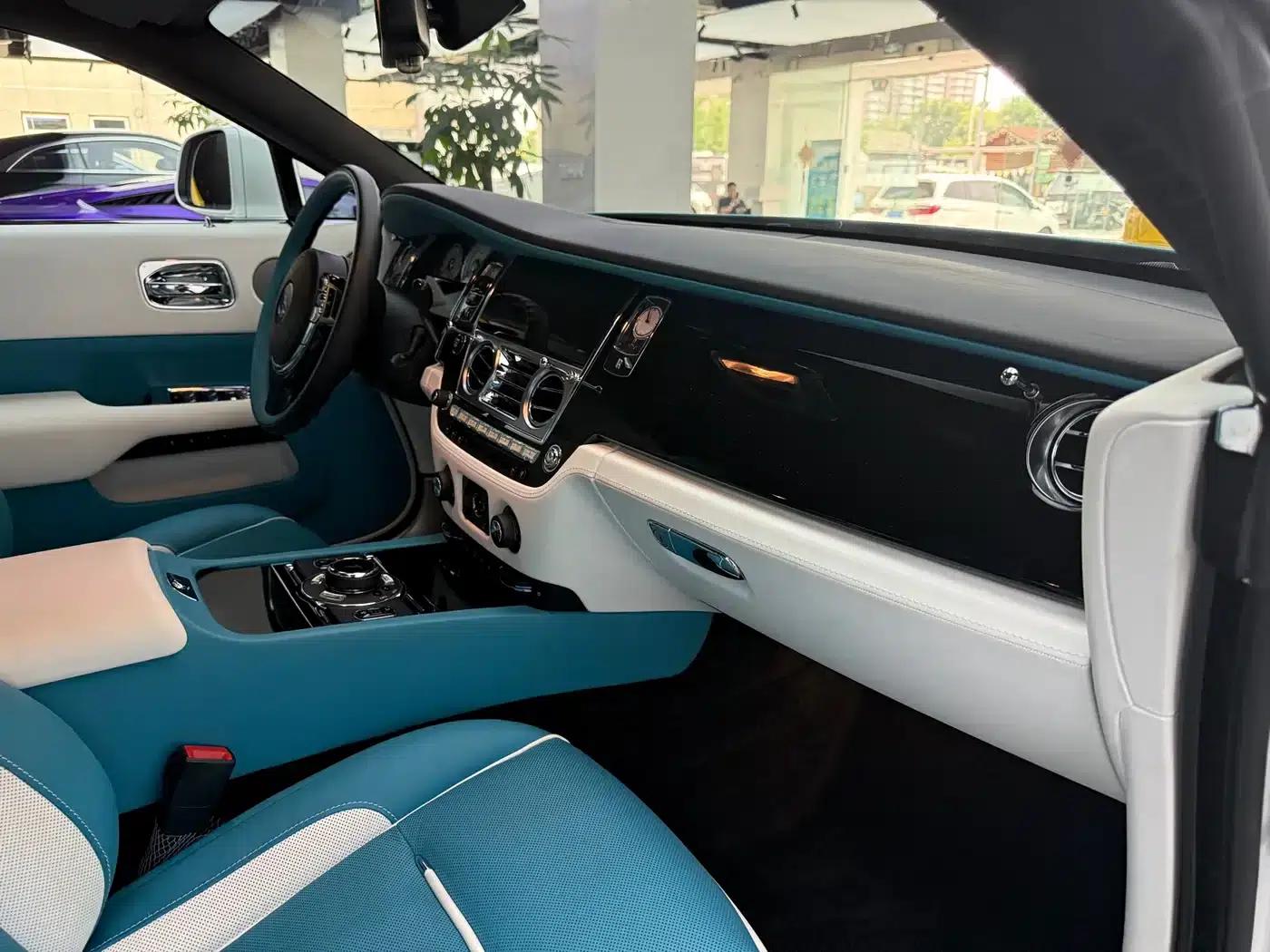 2018 Phantom 6.6T Standard Edition — миниатюра 13