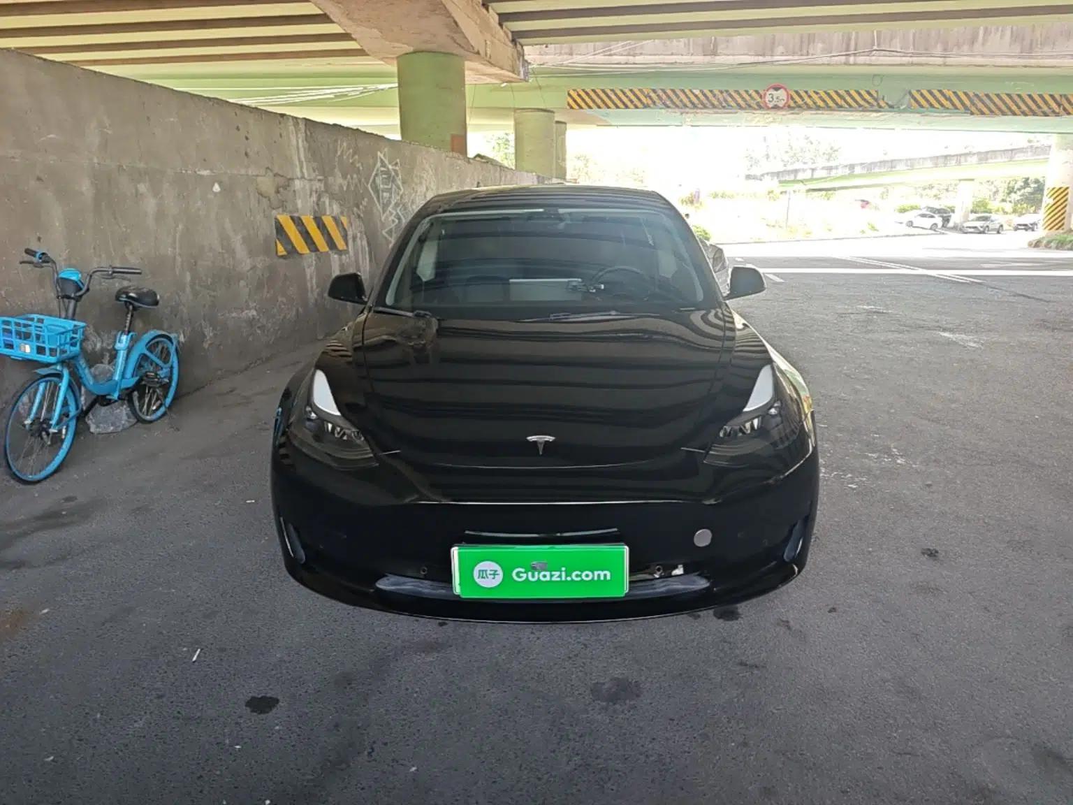 Tesla Model 3 2022 Rear-Wheel-Drive Version — миниатюра 2