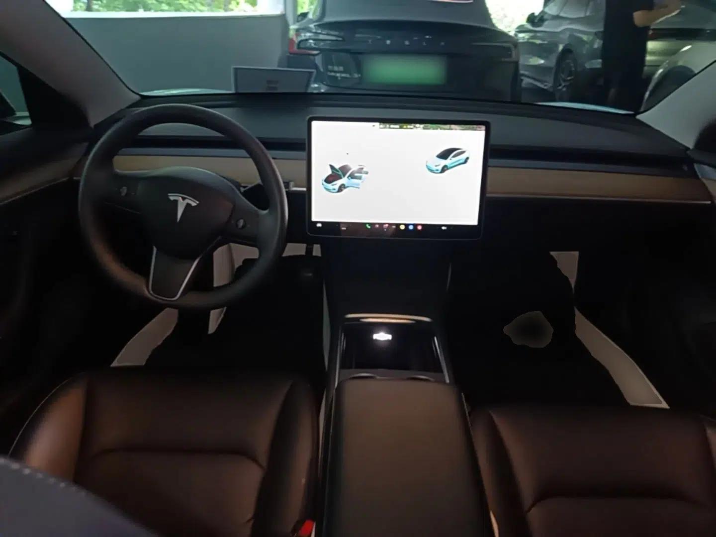 Tesla Model 3 2022 Rear-Wheel-Drive Version — миниатюра 14