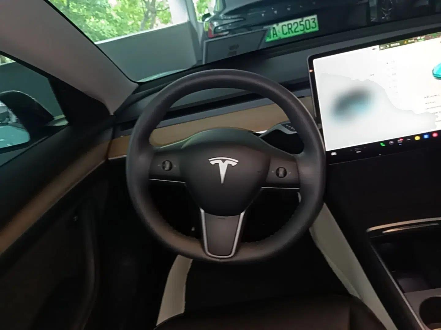 Tesla Model 3 2022 Rear-Wheel-Drive Version — миниатюра 15