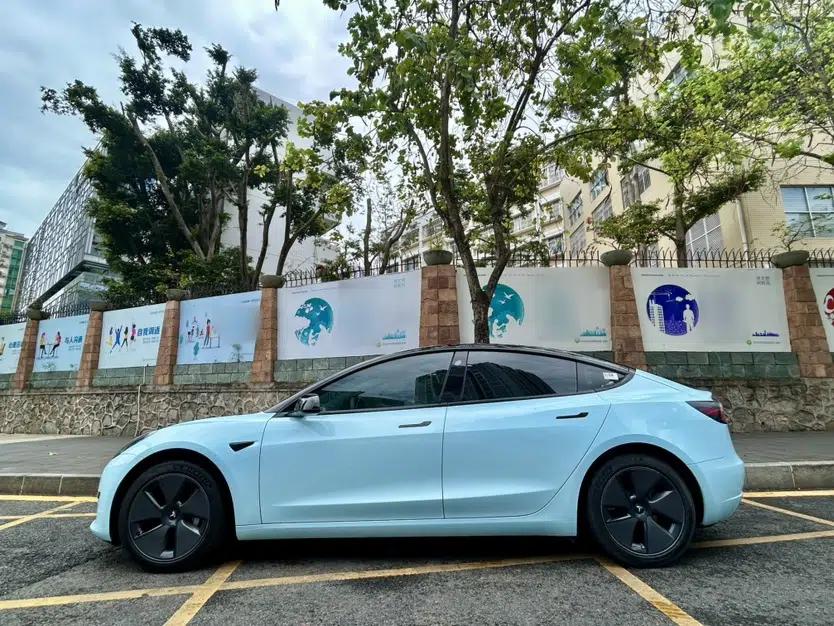 Tesla Model 3 2022 Rear-Wheel-Drive Version — миниатюра 3