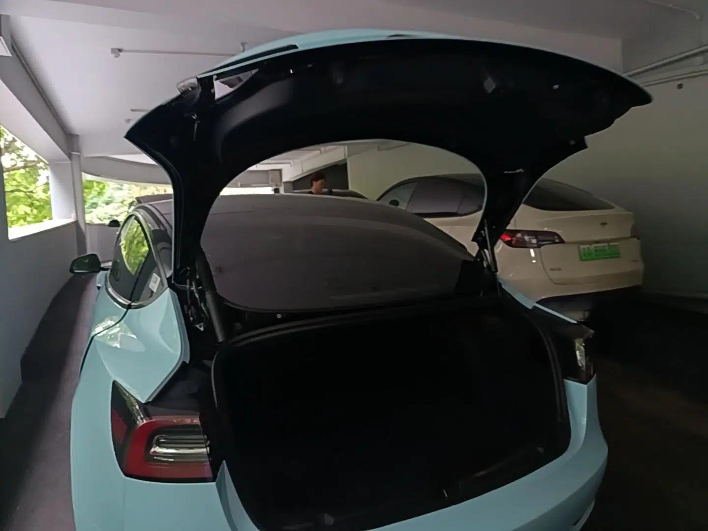 Tesla Model 3 2022 Rear-Wheel-Drive Version — миниатюра 23