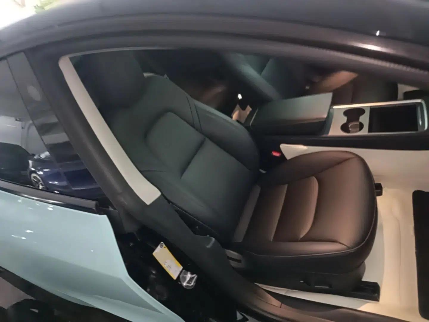 Tesla Model 3 2022 Rear-Wheel-Drive Version — миниатюра 25