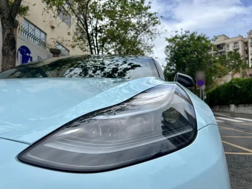 Tesla Model 3 2022 Rear-Wheel-Drive Version — миниатюра 8