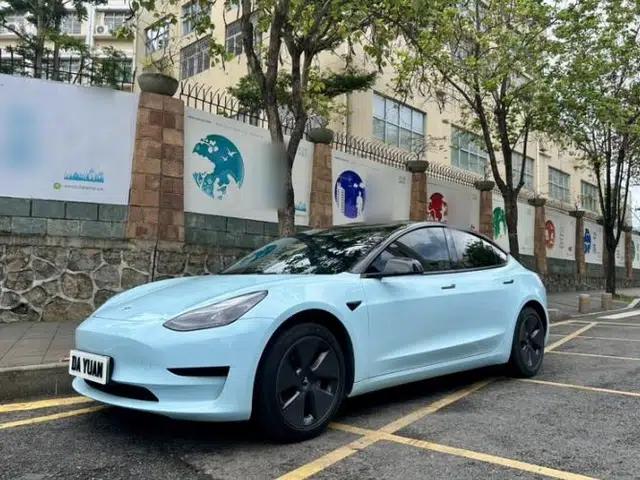 Tesla Model 3 2022 Rear-Wheel-Drive Version