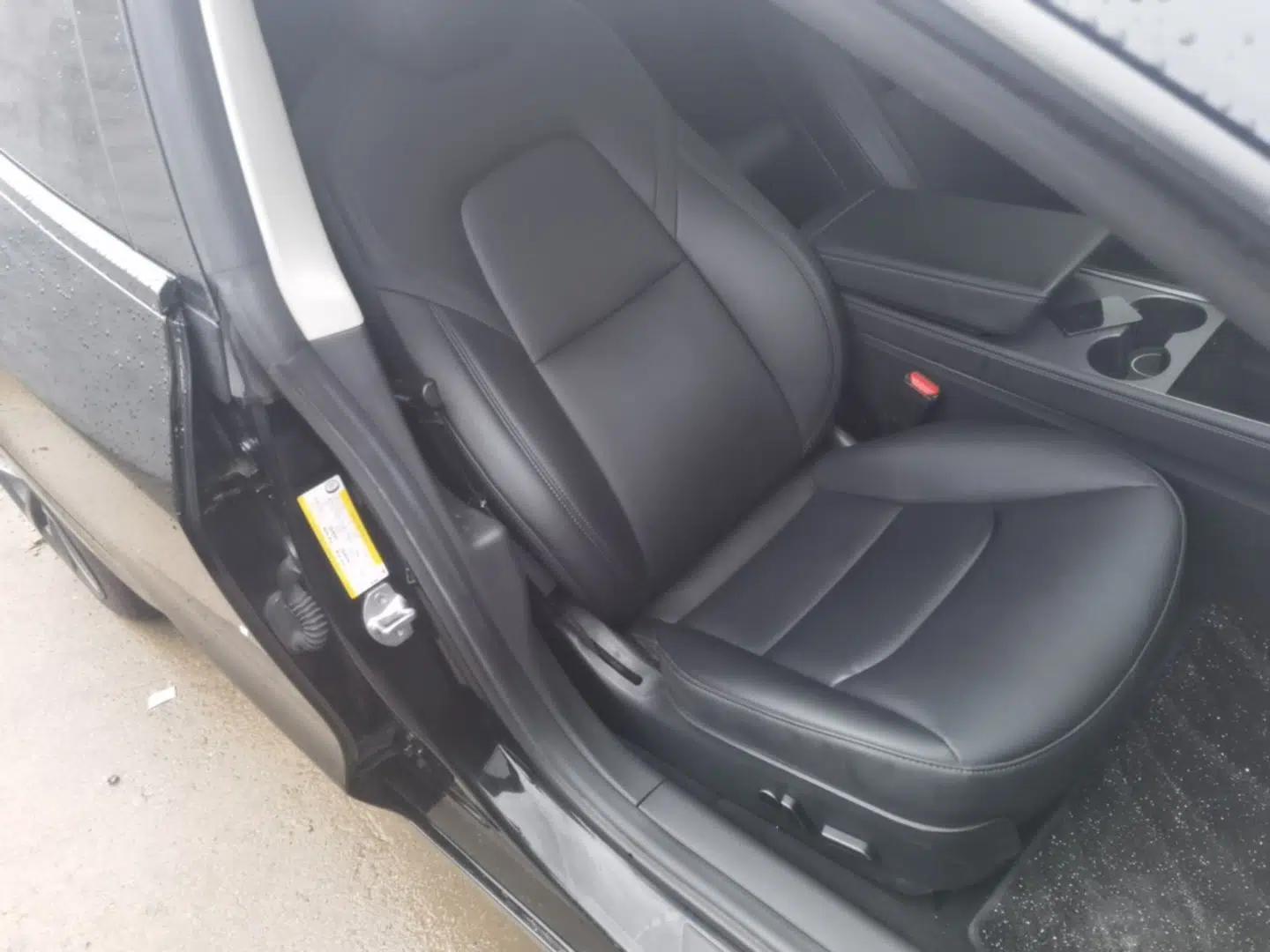 Tesla Model 3 2021 Standard Range Rear-Drive Upgraded Version — миниатюра 23