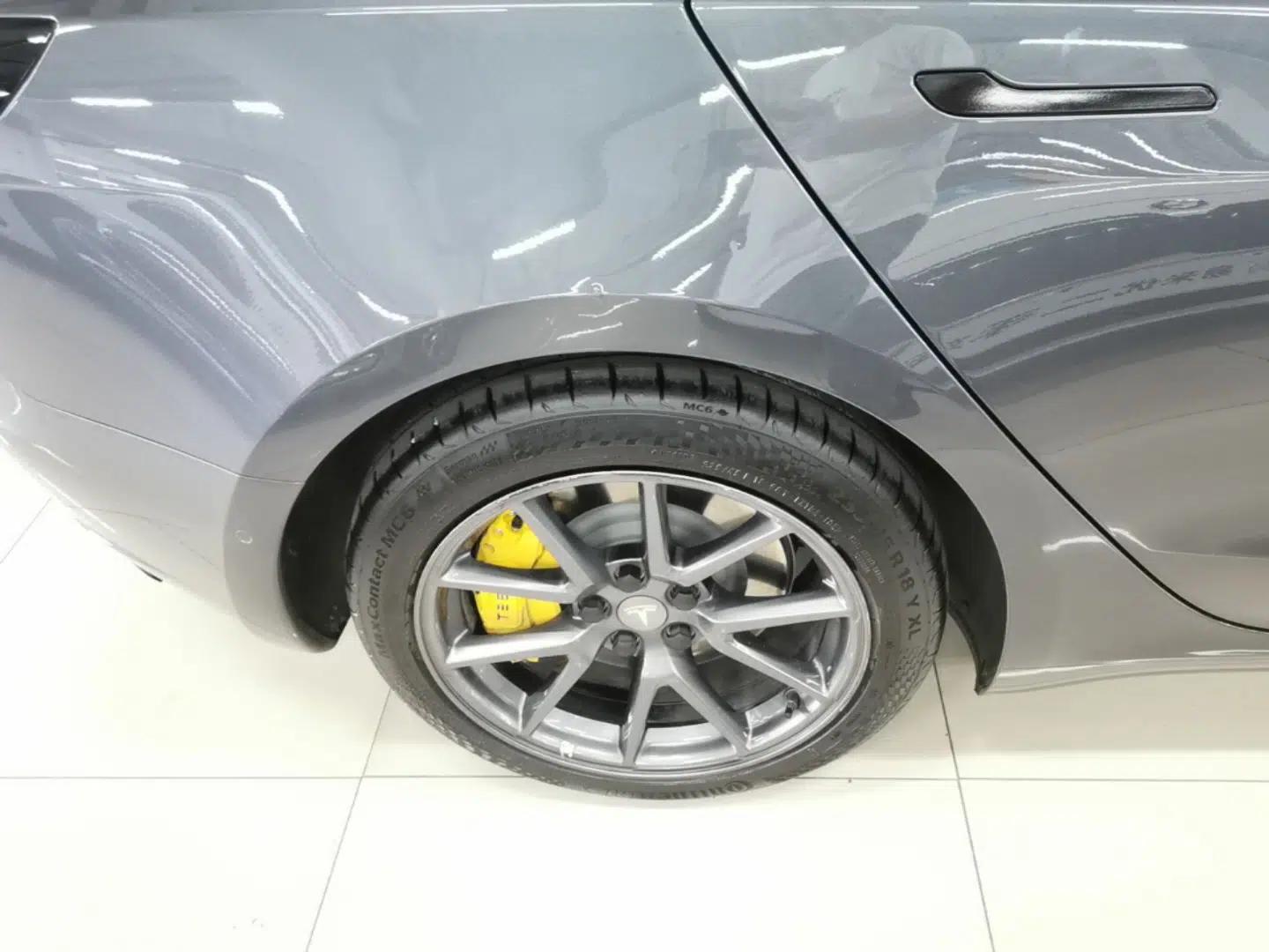 Tesla Model 3 2021 Standard Range Rear-Wheel Drive Upgraded Version 3D6 — миниатюра 10