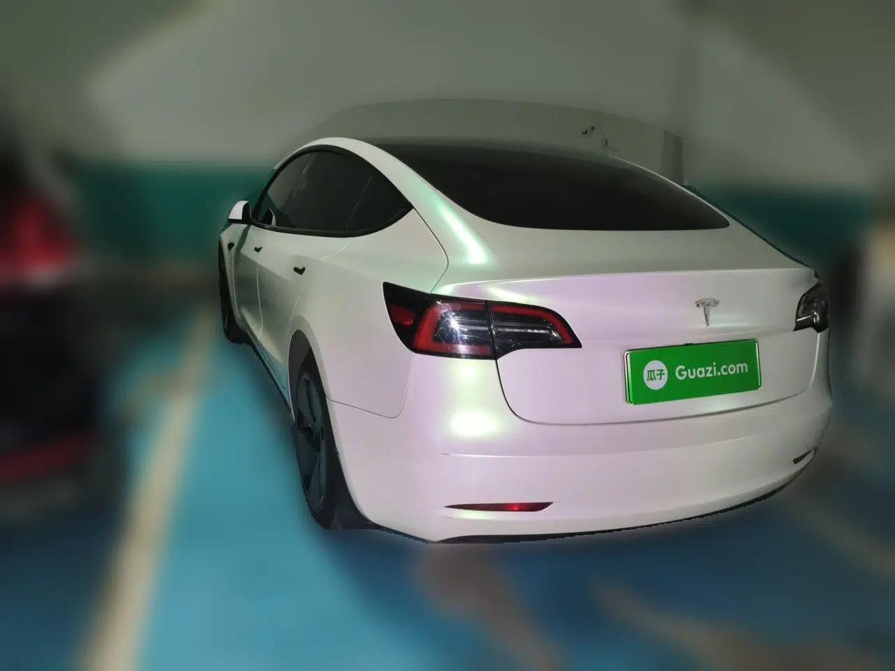 Tesla Model 3 2022 Rear-Wheel-Drive Version — миниатюра 4