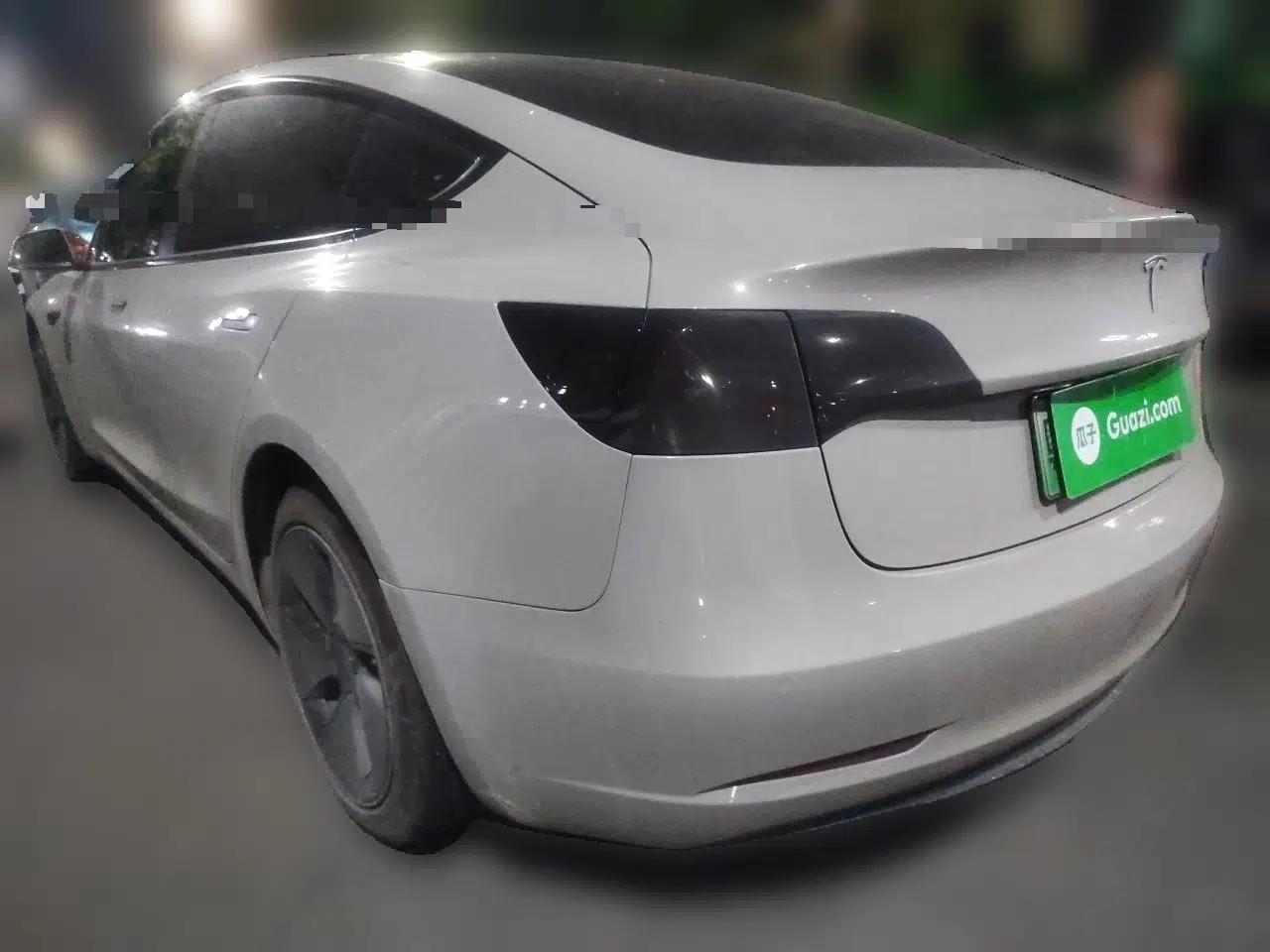 Tesla Model 3 2022 Rear-Wheel-Drive Version — миниатюра 4