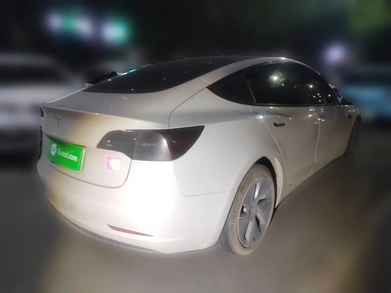 Tesla Model 3 2022 Rear-Wheel-Drive Version — миниатюра 6