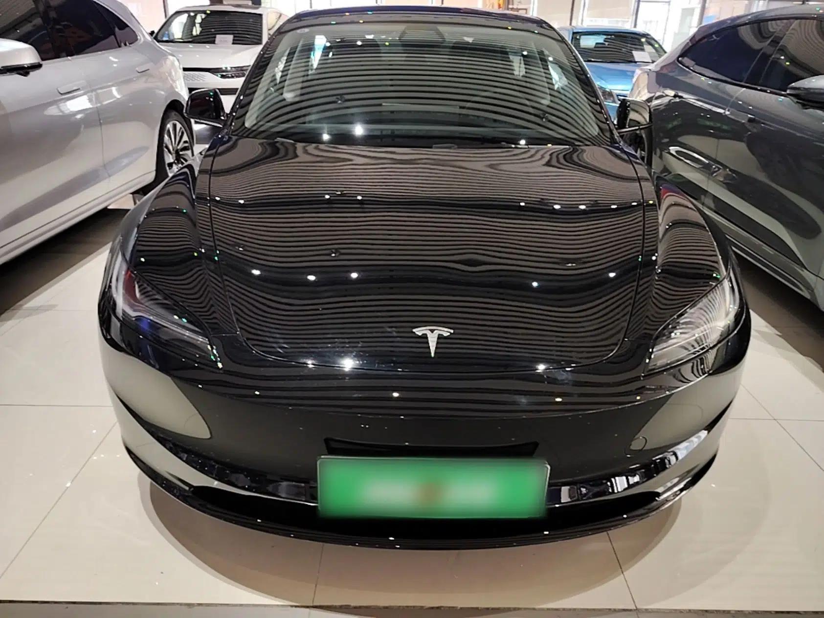 Tesla Model 3 2023 Rear-Wheel-Drive Version — миниатюра 2