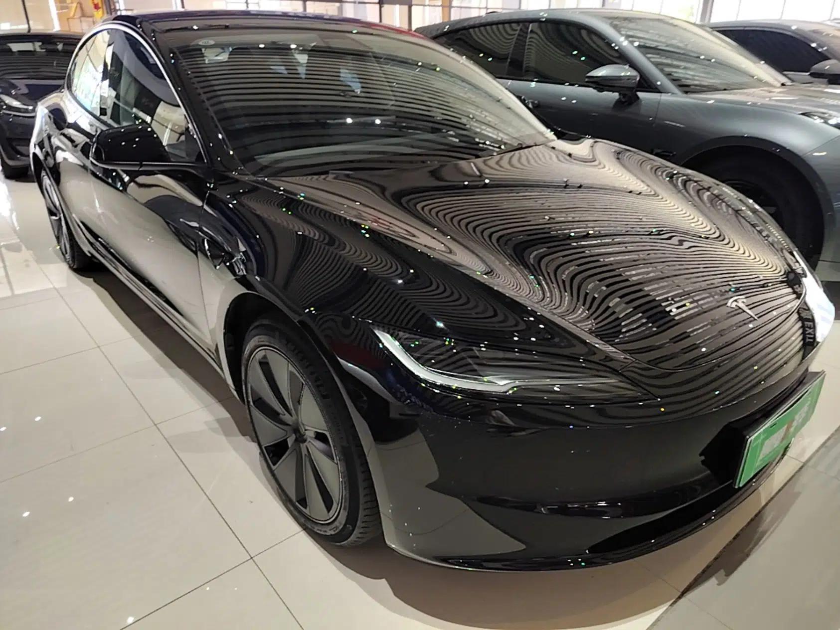 Tesla Model 3 2023 Rear-Wheel-Drive Version — миниатюра 3
