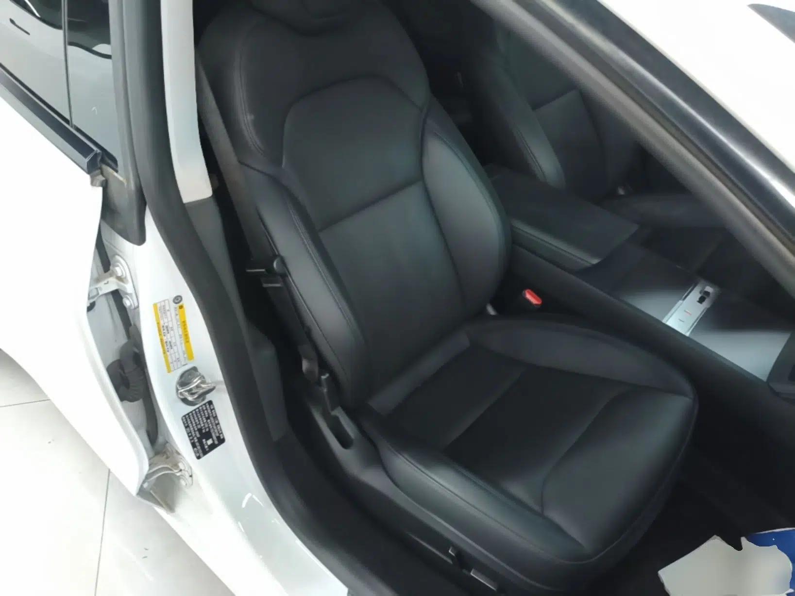 Tesla Model 3 2023 Rear-Wheel-Drive Version — миниатюра 23