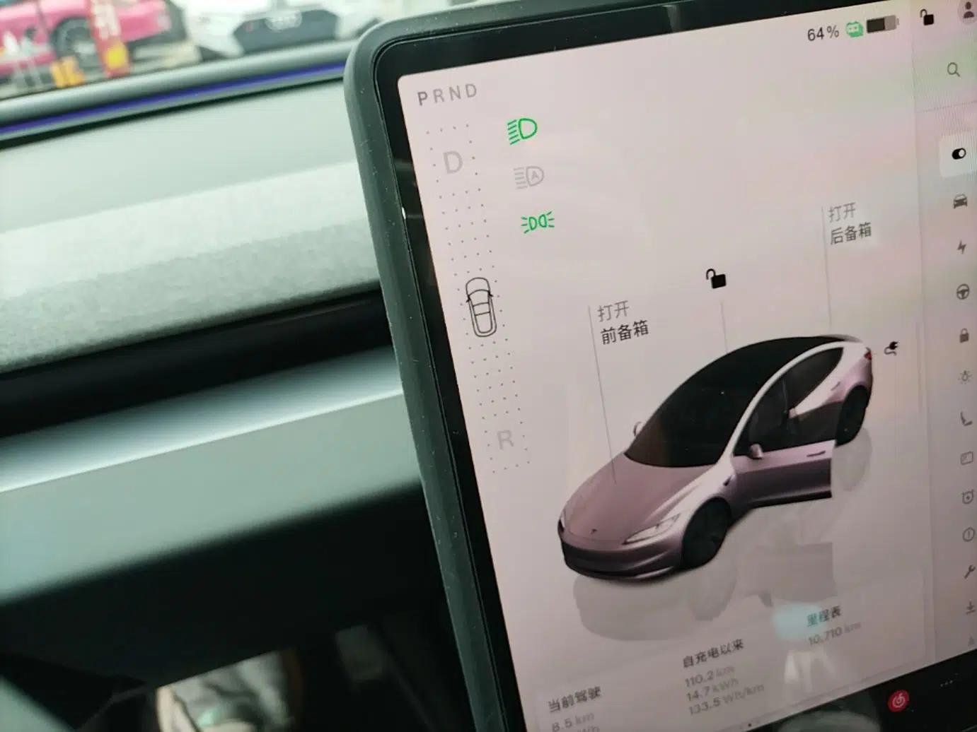 Tesla Model 3 2025 Rear-Wheel-Drive Version — миниатюра 17
