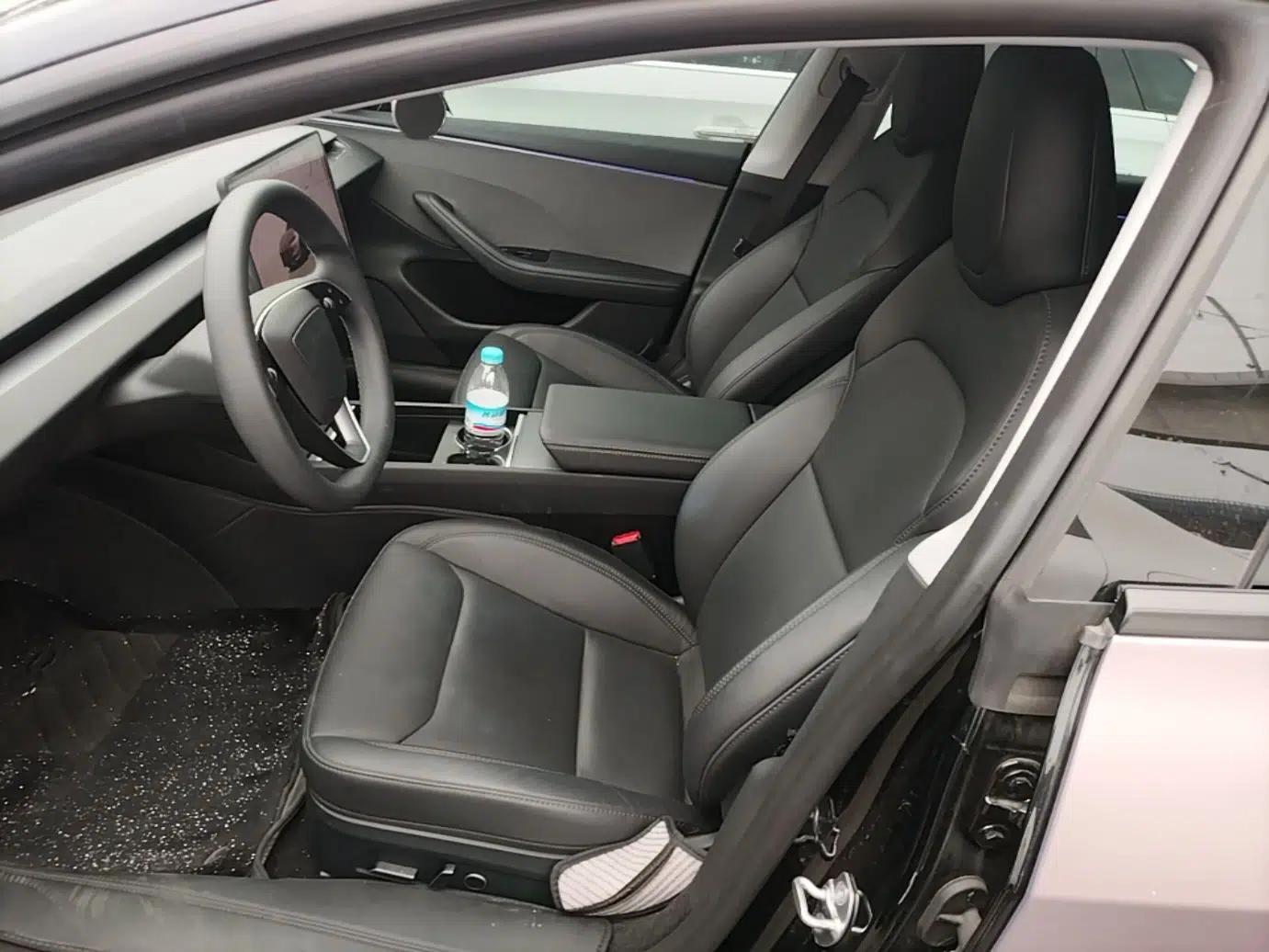 Tesla Model 3 2025 Rear-Wheel-Drive Version — миниатюра 18