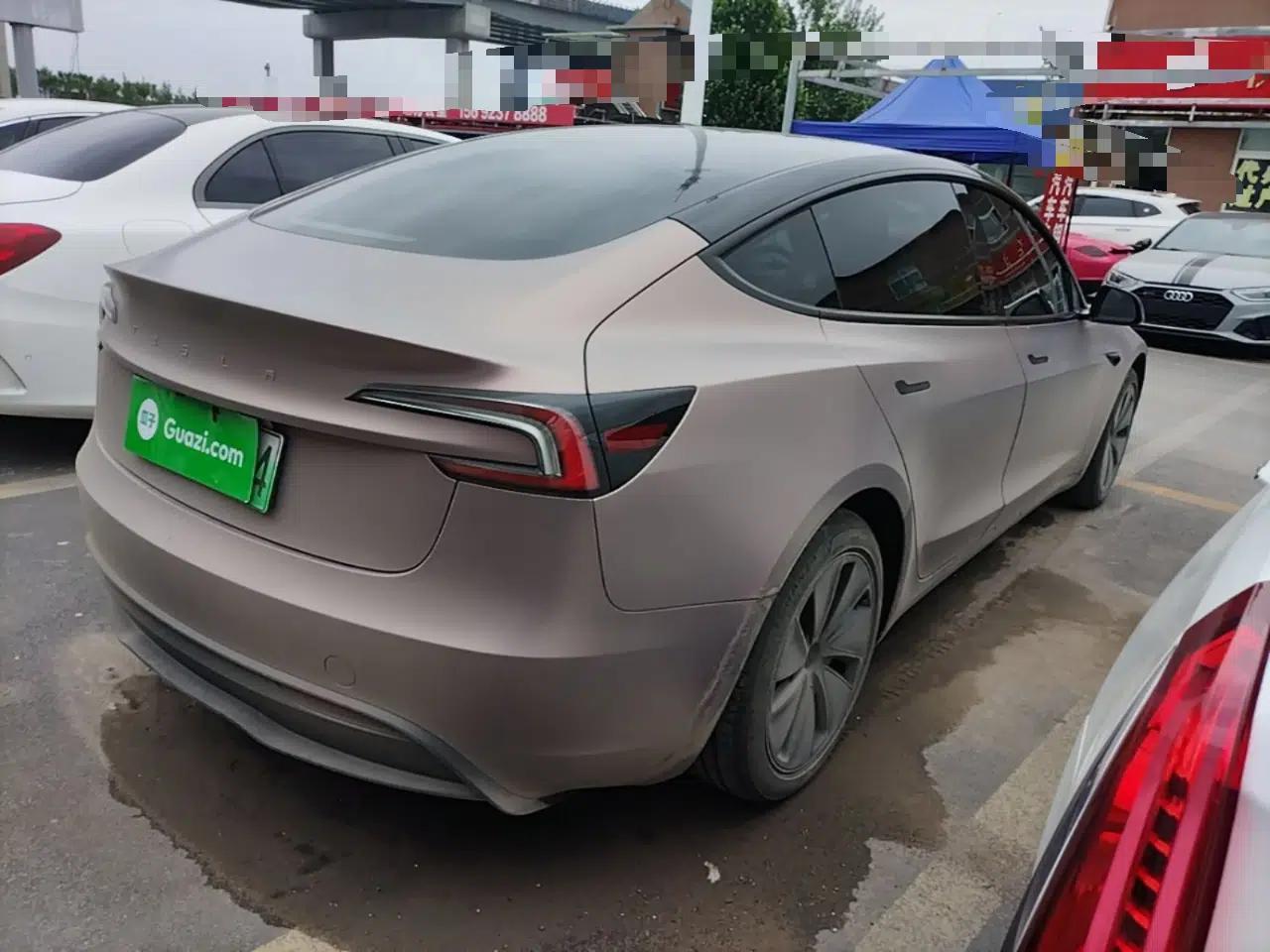 Tesla Model 3 2025 Rear-Wheel-Drive Version — миниатюра 6