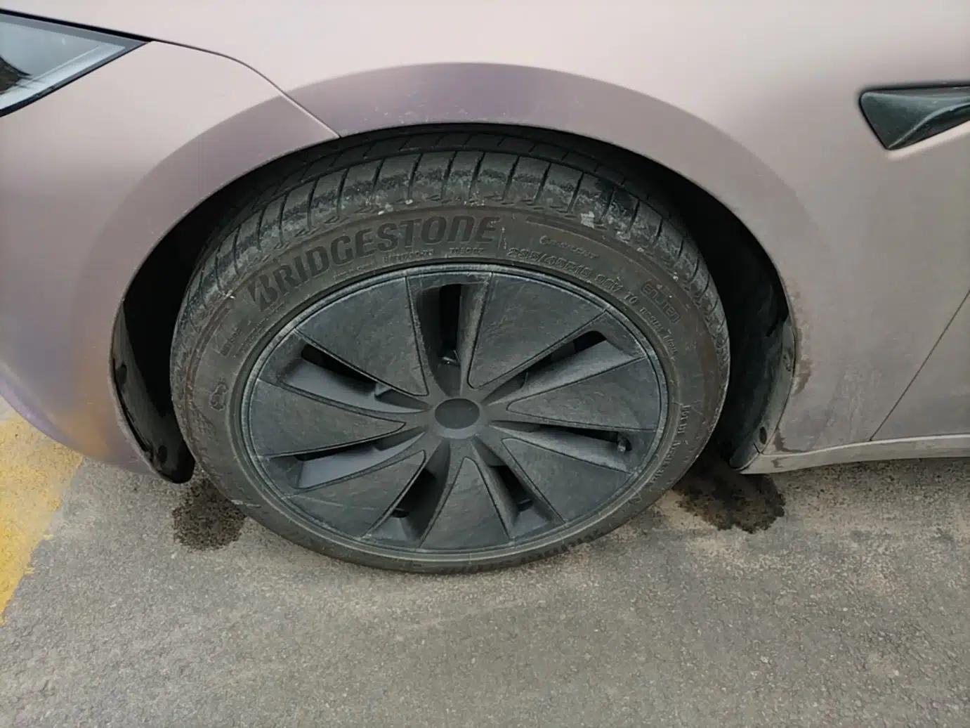 Tesla Model 3 2025 Rear-Wheel-Drive Version — миниатюра 8