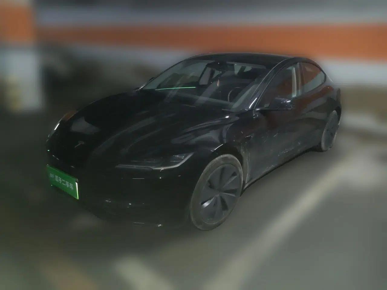 Tesla Model 3 2023 Rear-Wheel-Drive Version — миниатюра 1