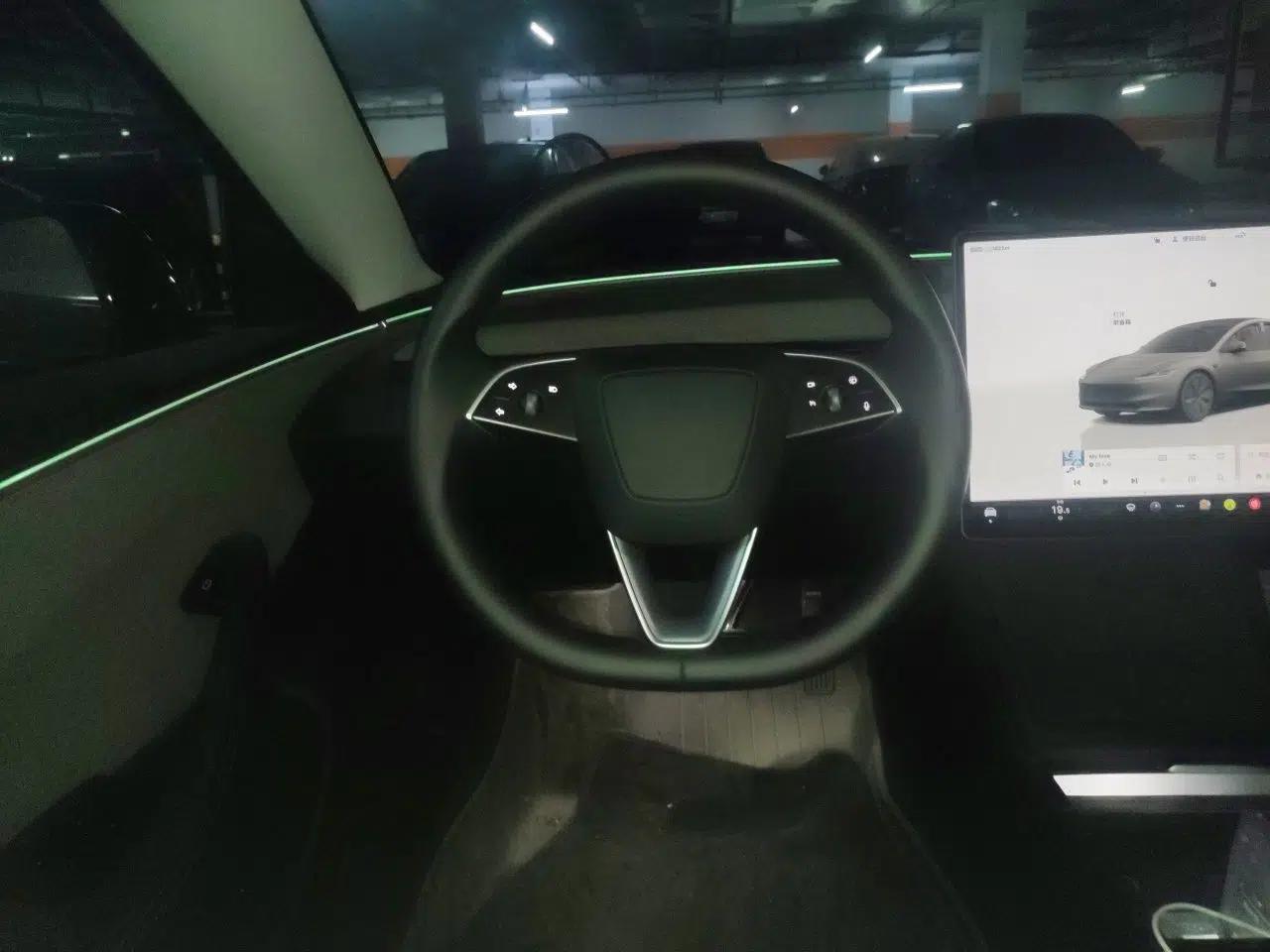 Tesla Model 3 2023 Rear-Wheel-Drive Version — миниатюра 11